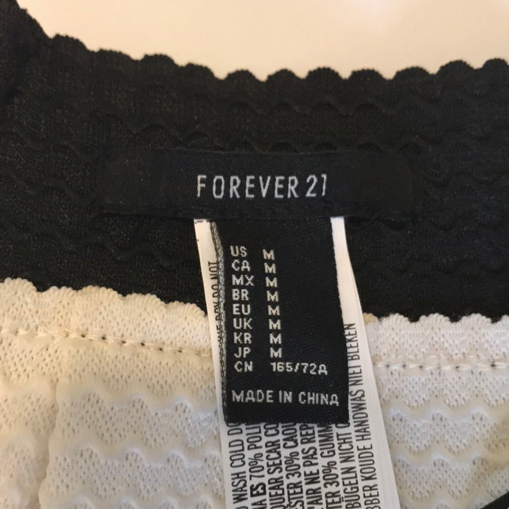 Black and Cream Stripe Forever 21 Short Skirt M - Picture 5 of 7